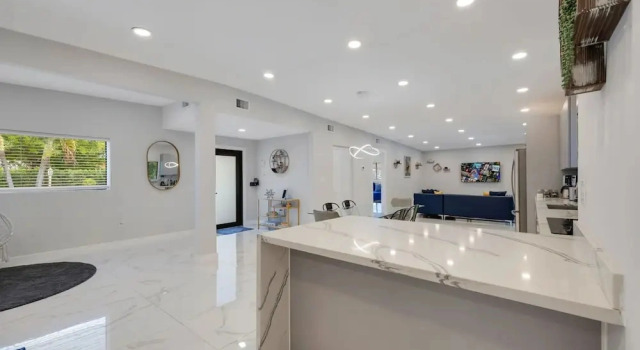 Modern 5BR Villa: Pool, Terrace, Fire Pit TGH, Book Villa Hoteller i Miami Beach med pool, Swimmingpool