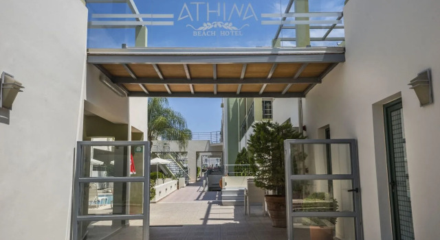 Athina Beach Hotel