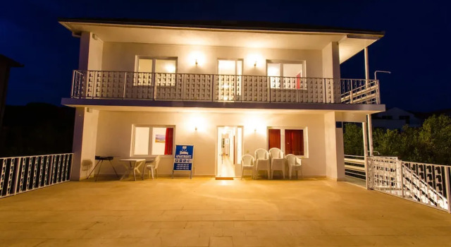 Balote, Rezerwuj Apartament Hotele w Split-Dalmatia County ze śniadaniem, Śniadanie