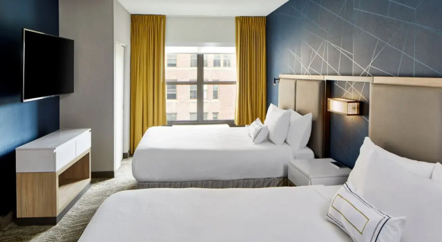 Четырёхместная студия SpringHill Suites Memphis Downtown