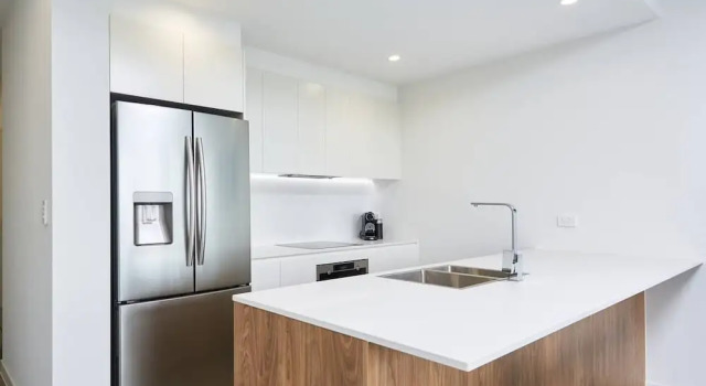 Апартаменты Luxurious 2bed 2bath APT With Parking@southport