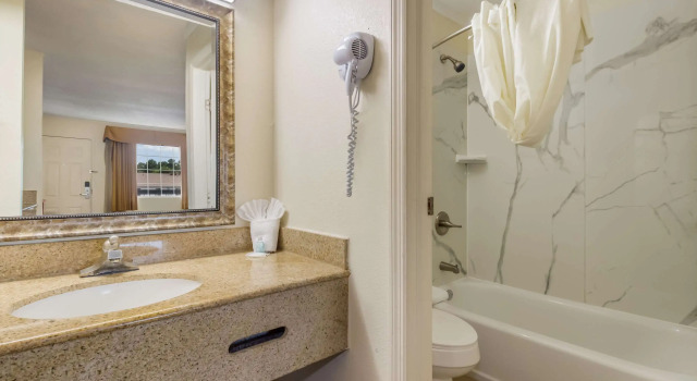 Двухместный номер Standard Suburban Studios Florence I-95