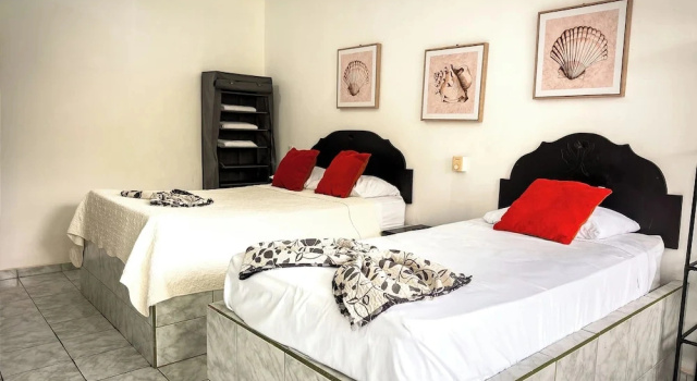 Ela Kosher Hotel and Jewish Center, Забронировать Отель Отели в центре Хако, в центре, Завтраки