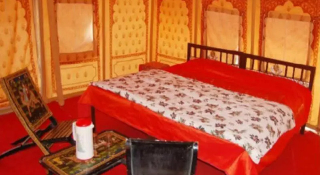 Navy Desert Camp Safari Hotel, Забронировать Отель Отели штата Раджастхана с парковкой, Парковка