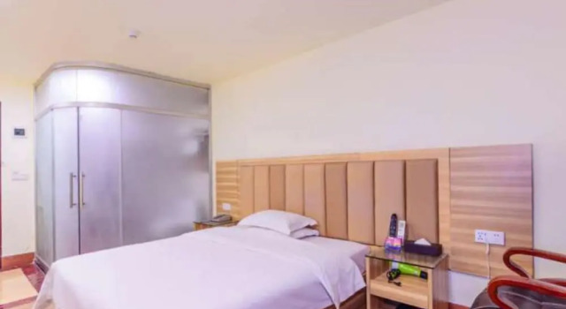 Двухместный номер Standard Jiangxia Business Hotel