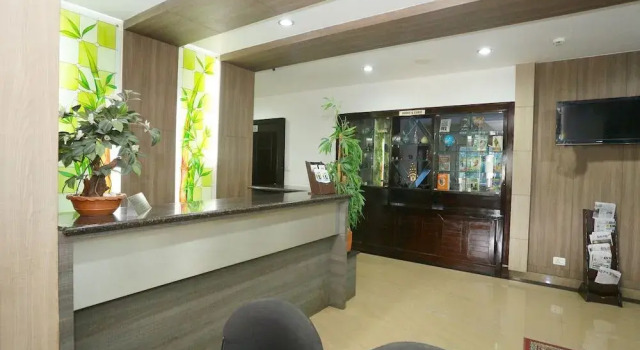 Oyo Flagship 41696 Hotel Tri-Star Regency, Забронировать Отель Отели Коччи 3 звезды, 3*