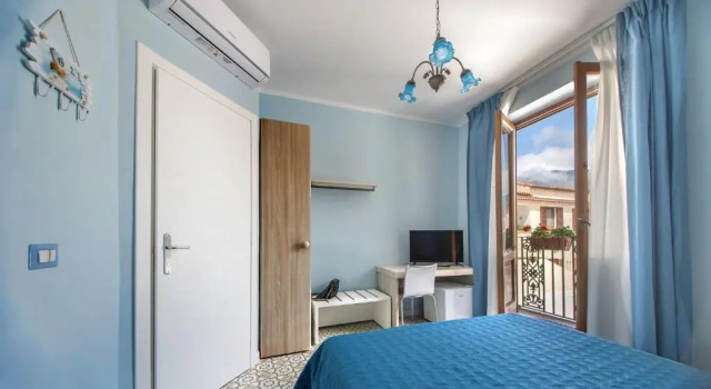 Standard Doppel Zimmer mit Balkon La stanza dellangolo