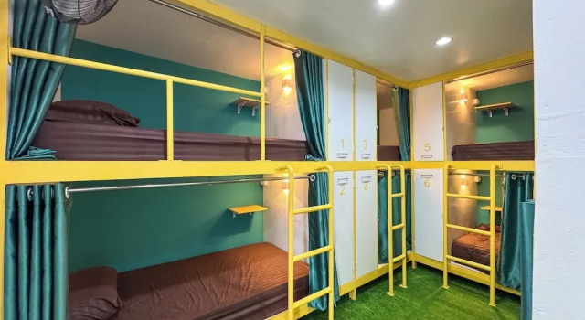 Banana Bunkhouse Hostel, Забронировать Хостел Недорогие отели острова Пхукета, недорого