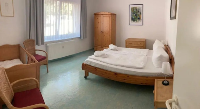 Johanna BRINKMANNHAUS -historisch viel Platz fast am Strand Sauna Terrasse Grill, Book Hotel Heringsdorf Usedom