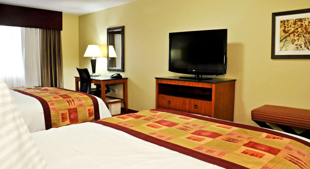 Четырёхместный номер Standard Best Western Plus Layton Park Hotel