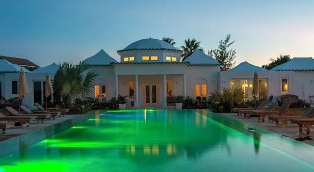 Seaside Serenity: Private Home With Ocean Views, Prenota Villa Hotel a Bahamas Out Islands con parcheggio, Parcheggio