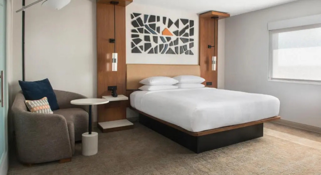 Standard Zimmer mit Stadtblick Marriott Springfield Downtown