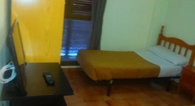 Номер Standard с 2 комнатами с балконом Hostal Bahía Blanca