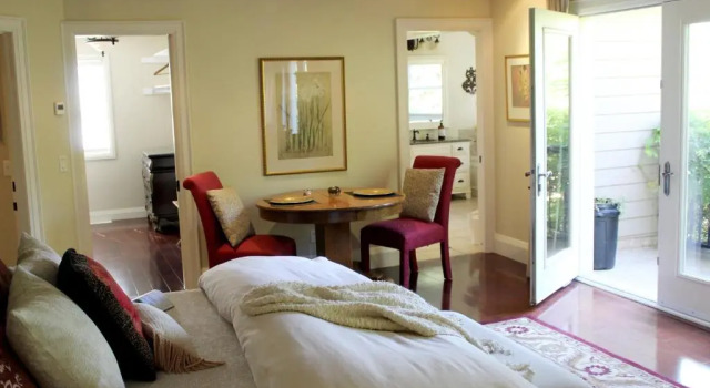 Люкс Norfolk Guest House Inn