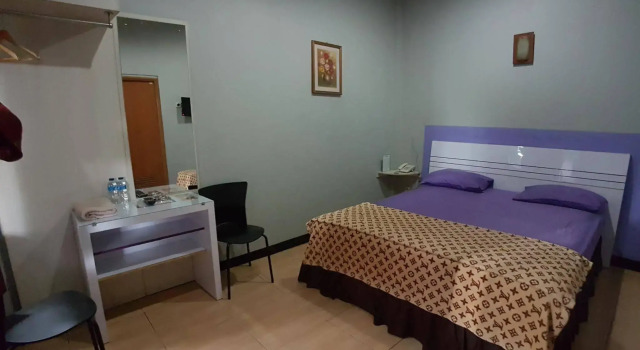 La Derra Hotel, Book Hotel Purwakarta West Java