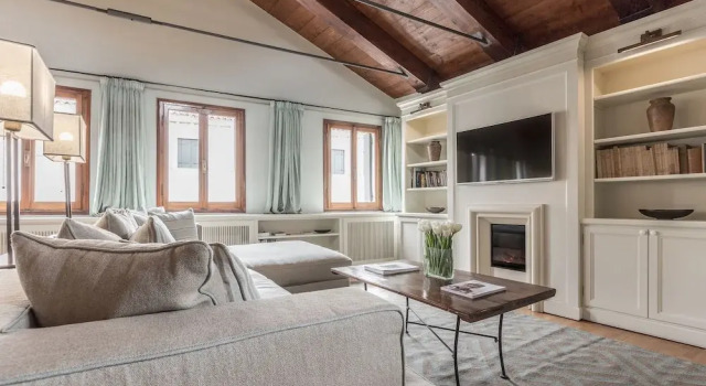 Cà Grassi Apartments, Забронировать Апартаменты/квартира Апартаменты Венеции, рядом с Консульство Франции в Венеции, Апартаменты/квартира