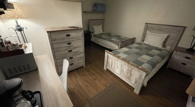 Номер Comfort Sunset Motel
