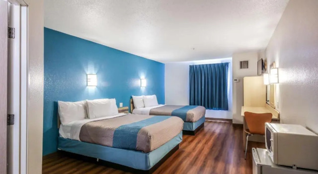 Четырёхместный номер Deluxe Motel 6 New Braunfels