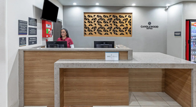 Candlewood Suites - Muskogee, an IHG Hotel, Prenota Hotel Hotel economici a Ozark