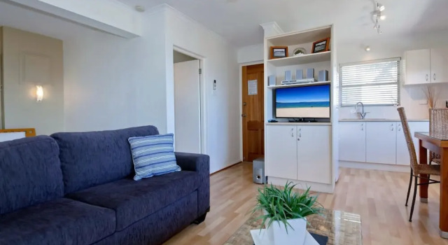 Blue Vista, Unit 8/13 Victoria Parade