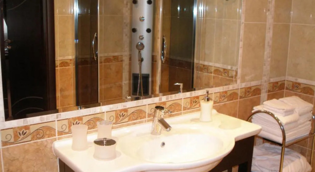 Апартаменты Deluxe Hotel Alf