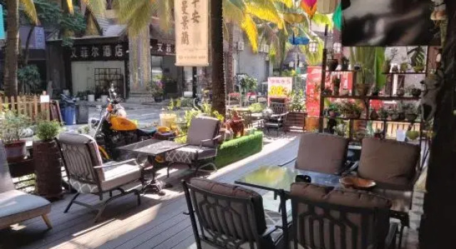 Shiwuhou Homestay (Manjinglan Old Town), Buchen Sie Hotel Hotels in Yunnan mit Parkplatz, Parkplätze