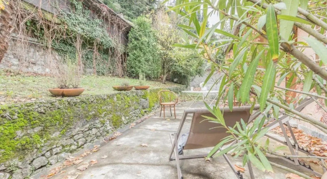 Апартаменты Varenna Garden