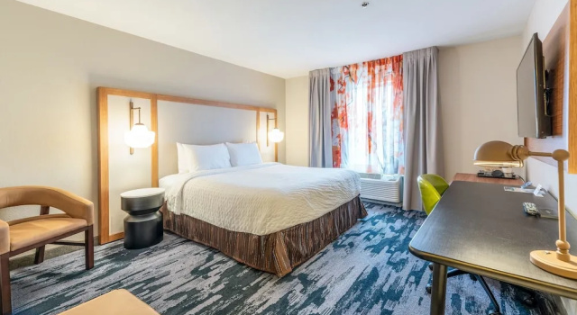 Люкс c 1 комнатой Fairfield Inn & Suites Fredericksburg