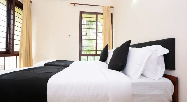 OYO 15150 Sunday Bed & Breakfast