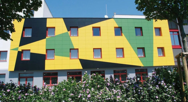 WHB Hotel, Đặt Khách sạn Győr Szigetkoz