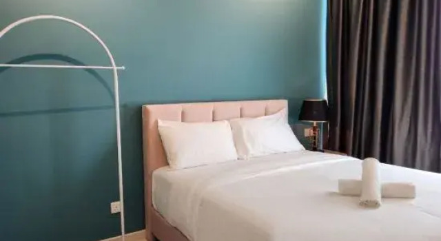 Люкс Comfort с 2 комнатами Macrolink Medini Signature Suite near Legoland by Our Stay
