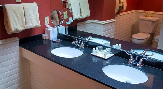 Номер Standard Fitger's Inn