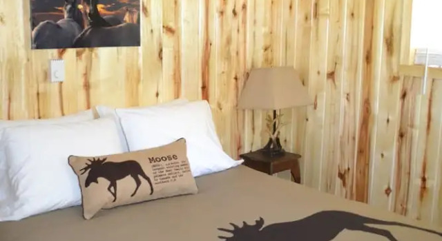 Семейный номер Standard с 2 комнатами с видом на реку Wolf Creek Ranch Ski Lodge