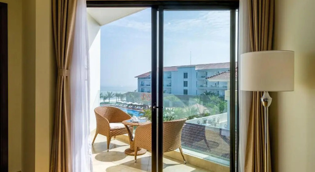 Двухместный номер Deluxe с видом на океан Renaissance Danang Hoi An Resort & Spa