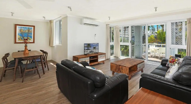 Апартаменты Deluxe The Bay Apartments Coolangatta
