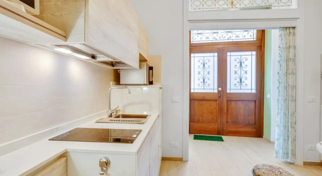 Апартаменты MADAME BARI' Apt a step from the sea