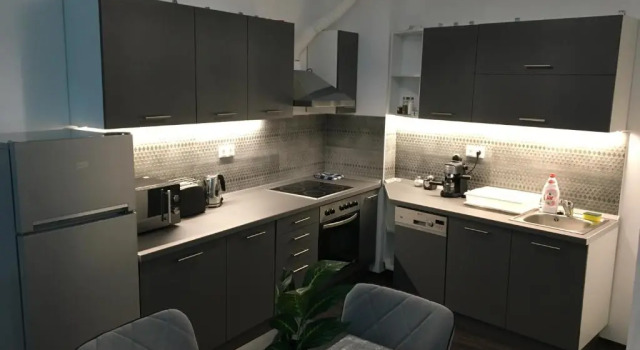 Апартаменты Queen Apartman