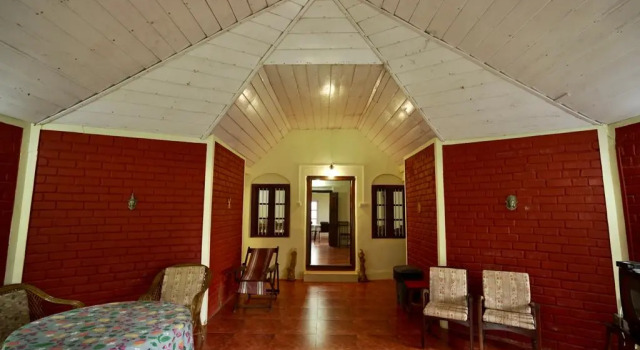 Heritage Bungalow In Madikeri, Book Hotel Madikeri 