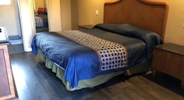Capri Motel