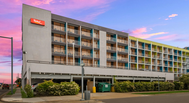 Red Roof PLUS+ & Suites Virginia Beach – Seaside, Rezerwuj Hotel Virginia Beach Wirginia