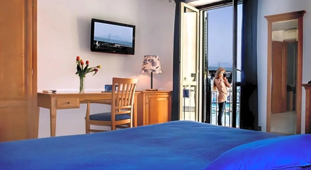 Номер Standard с балконом и с видом на море B&B LApprodo