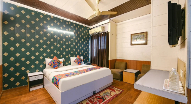 Номер Deluxe Fabhotel The Icon