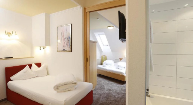 Garni Vogt, Rezerwuj Hotel Hotele w Tyrol z parkingiem, Parking