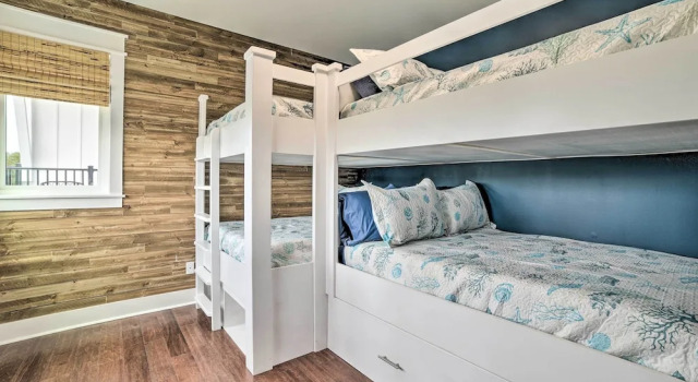 Beach Retreat w/ Rooftop Deck, Walk to Beach!