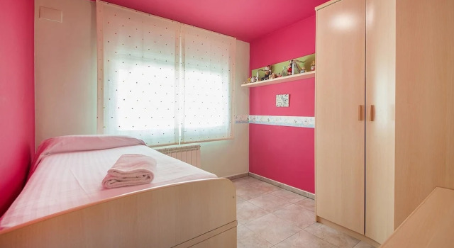 House Valldemar, Reserva ahora Villa Calafell 