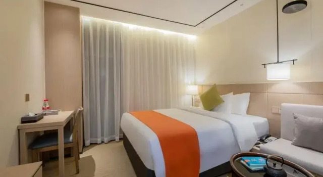2020SMART Hotel (Sea World, Shui Wan MRT Station), Rezervovat Hotel Hotely v Guangdong s bazénem, Bazén
