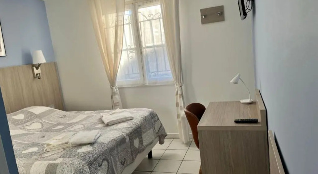 Двухместный номер Standard Цокольный этаж Hôtel Les Arcades