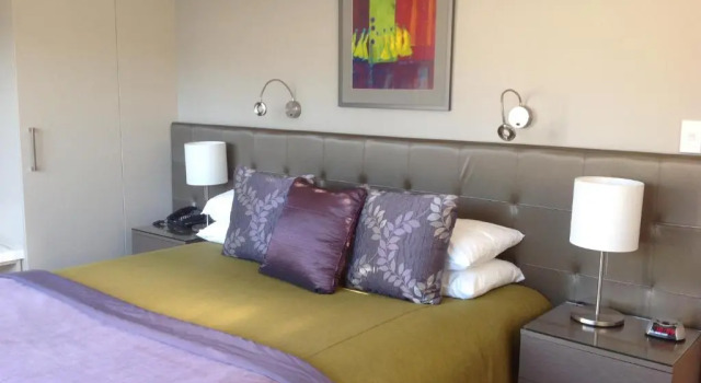 Люкс The St James Premium Accommodation
