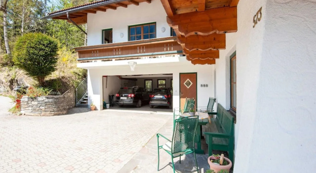 Apartment in Mayrhofen With Balcony, Забронировать Апартаменты/квартира Отели Майрхофен с парковкой, Парковка