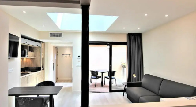 Семейная студия c 1 комнатой Hôtel Montaigne